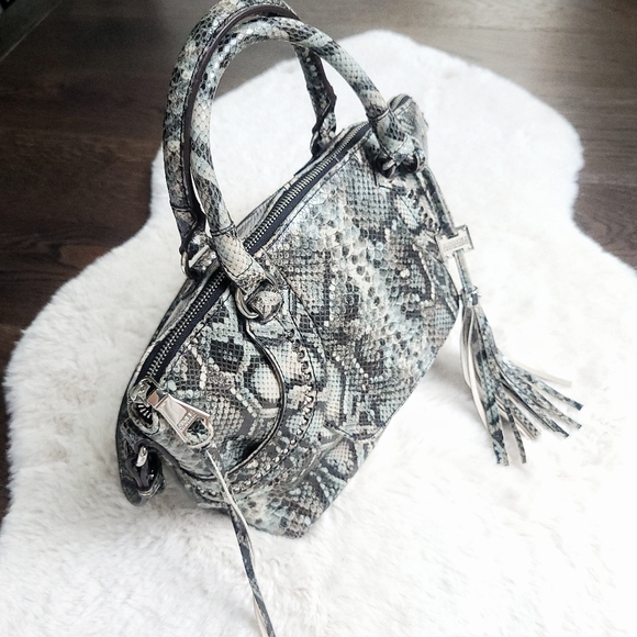 Aimee Kestenberg Snakeskin Patent Leather Chain Fringe Purse Y2K Shoulde… - Picture 9 of 16